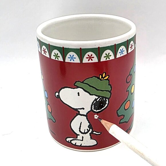 Peanuts Snoopy Christmas Tree Coffee Mug 60th Anniversary 2010 Tree Red Green - Picture 10 of 12